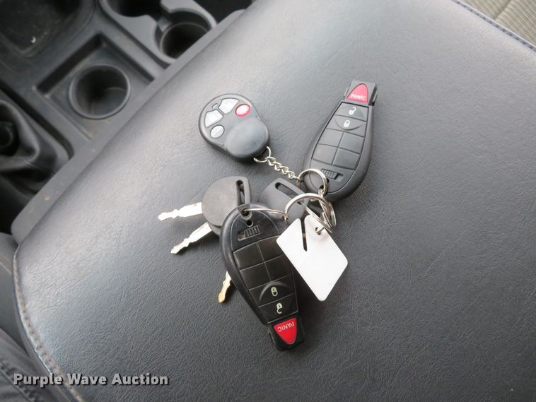 image for item DH1667 2012 Dodge Ram 2500HD Crew Cab pickup truck