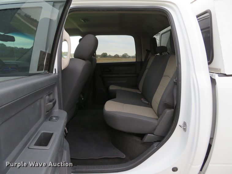 image for item DH1667 2012 Dodge Ram 2500HD Crew Cab pickup truck