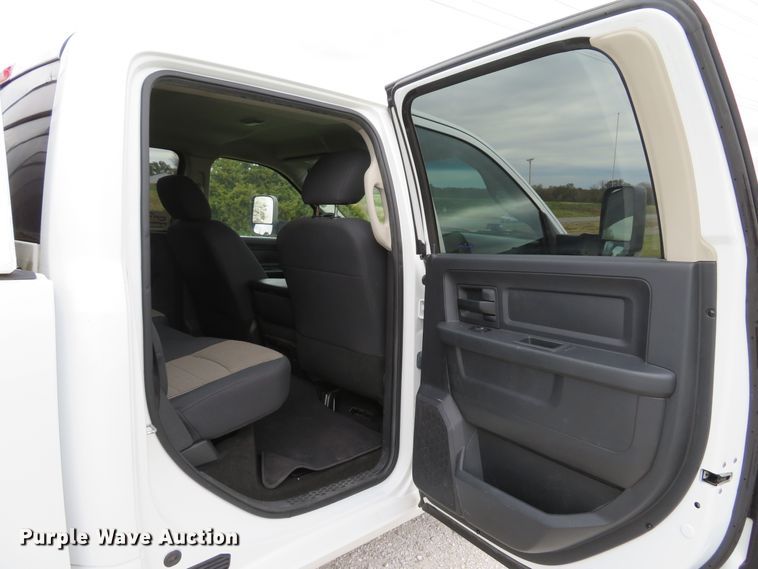 image for item DH1667 2012 Dodge Ram 2500HD Crew Cab pickup truck