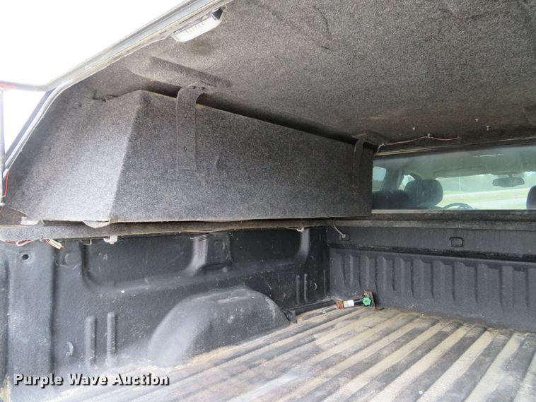 image for item DH1668 2011 Chevrolet Silverado 2500HD Ext. Cab pickup truck