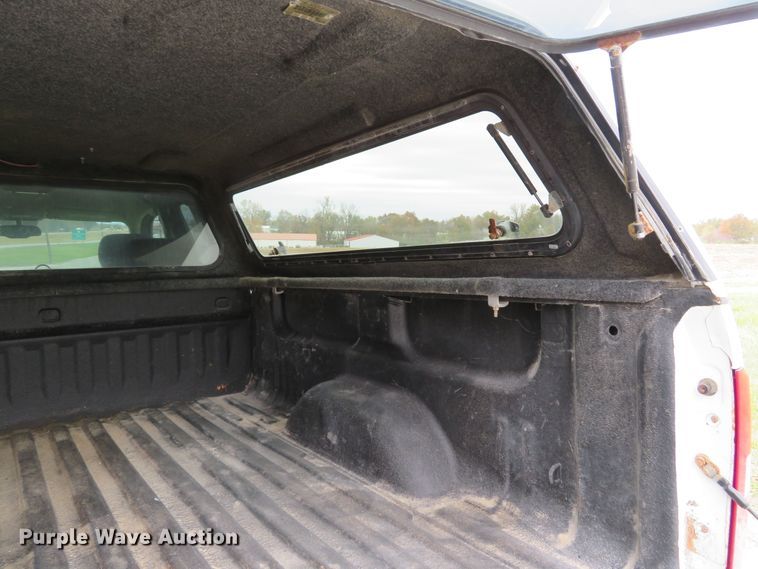 image for item DH1668 2011 Chevrolet Silverado 2500HD Ext. Cab pickup truck