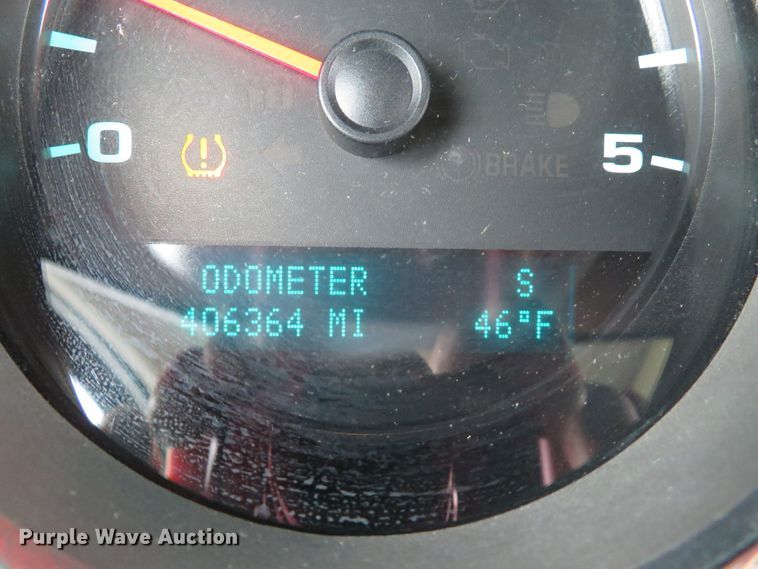 image for item DH1668 2011 Chevrolet Silverado 2500HD Ext. Cab pickup truck