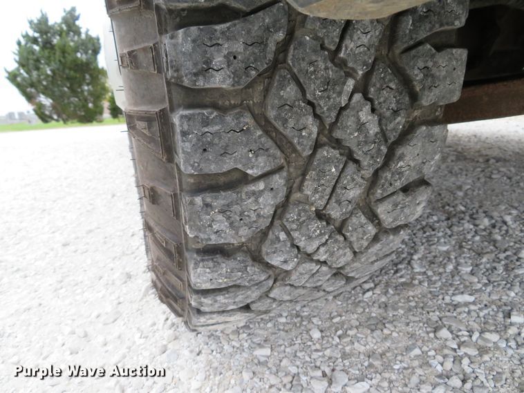 image for item DH1668 2011 Chevrolet Silverado 2500HD Ext. Cab pickup truck