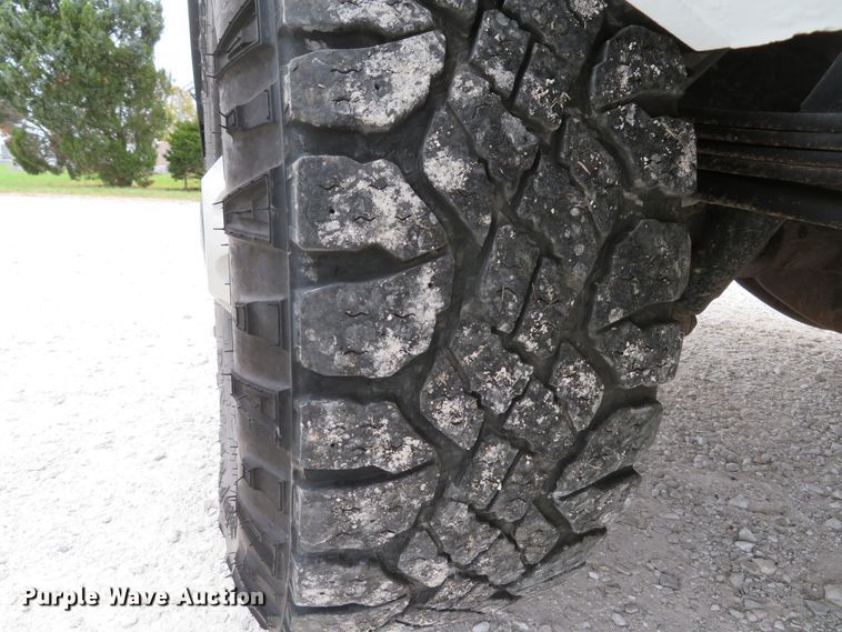 image for item DH1668 2011 Chevrolet Silverado 2500HD Ext. Cab pickup truck