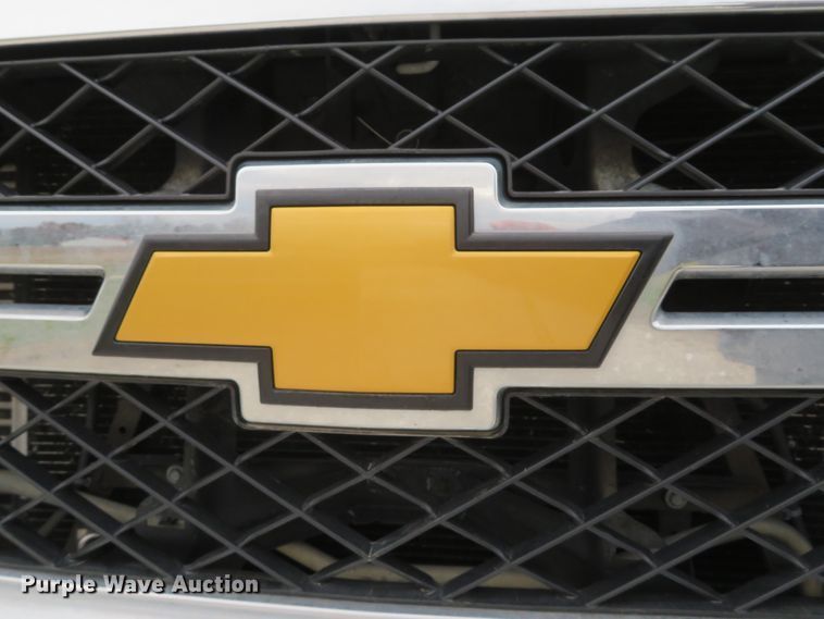 image for item DH1668 2011 Chevrolet Silverado 2500HD Ext. Cab pickup truck