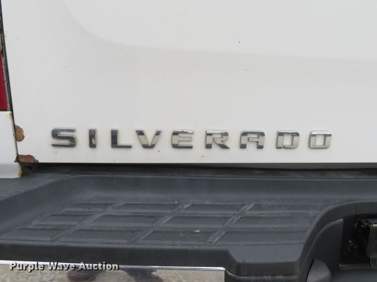 image for item DH1668 2011 Chevrolet Silverado 2500HD Ext. Cab pickup truck