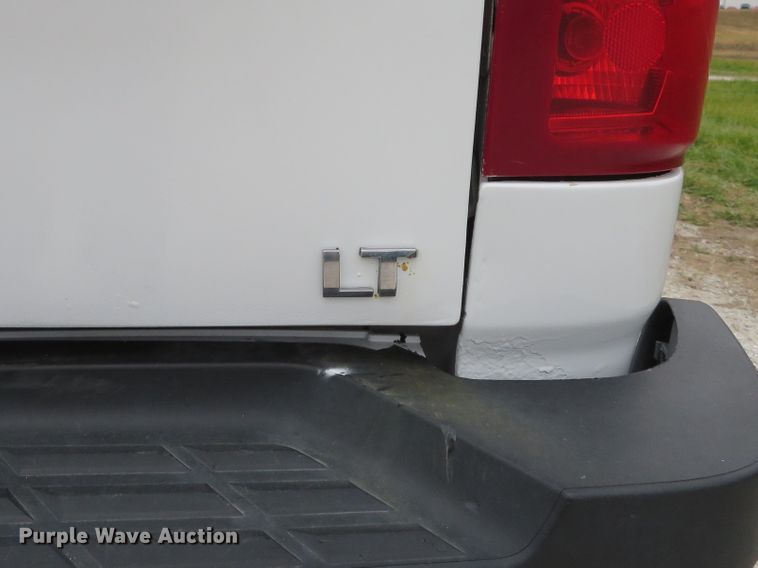 image for item DH1668 2011 Chevrolet Silverado 2500HD Ext. Cab pickup truck