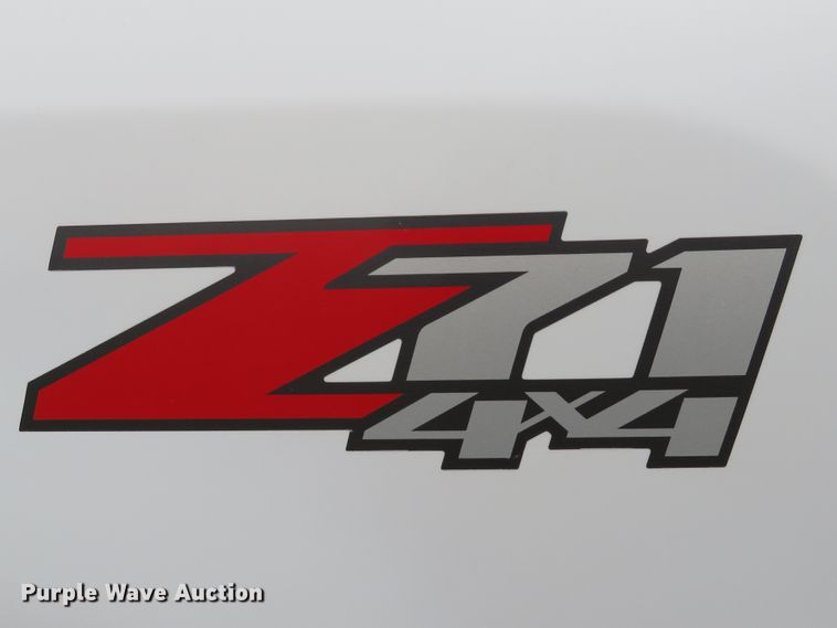 image for item DH1668 2011 Chevrolet Silverado 2500HD Ext. Cab pickup truck