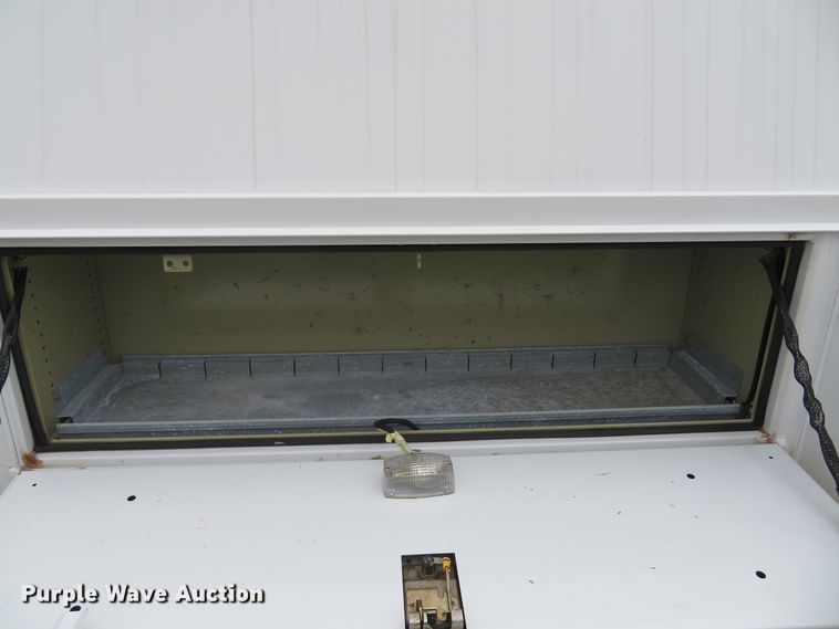 image for item DH1669 2006 Ford E350 Super Duty utility van