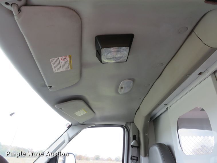 image for item DH1669 2006 Ford E350 Super Duty utility van
