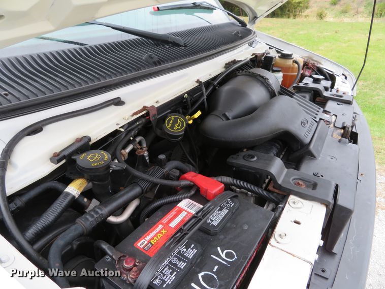 image for item DH1669 2006 Ford E350 Super Duty utility van