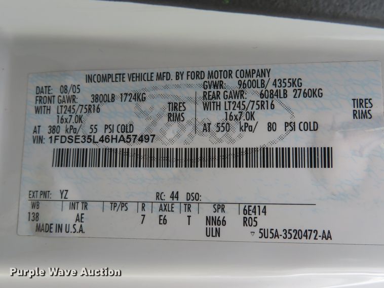 image for item DH1669 2006 Ford E350 Super Duty utility van