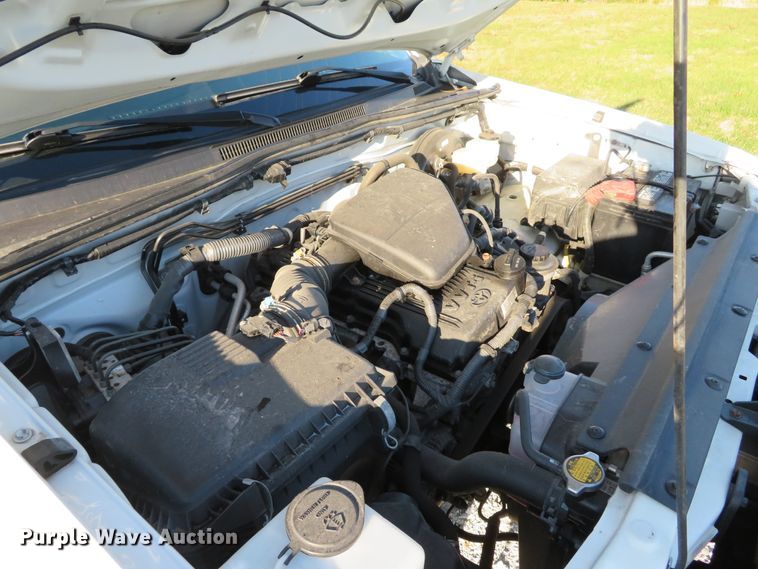 image for item DH1674 2014 Toyota Tacoma pickup truck