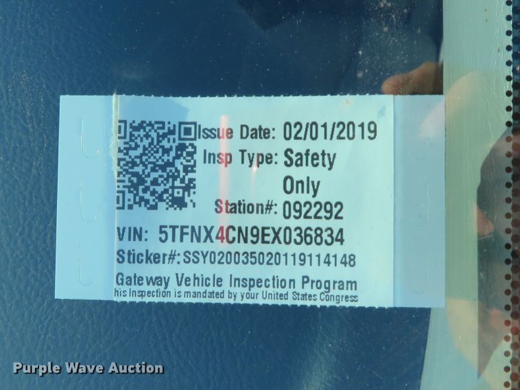 image for item DH1674 2014 Toyota Tacoma pickup truck