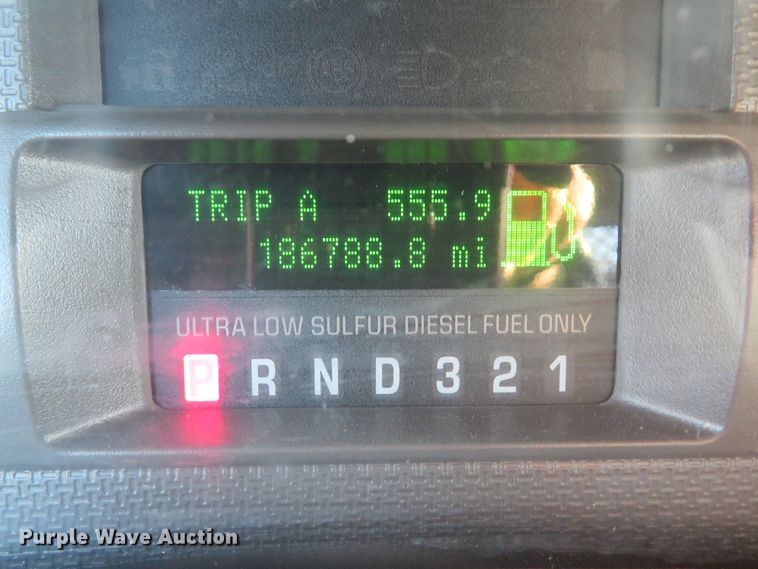 image for item DH1676 2008 Ford F350 Super Duty flatbed pickup truck