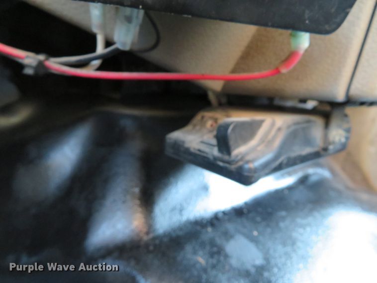 image for item DH1676 2008 Ford F350 Super Duty flatbed pickup truck