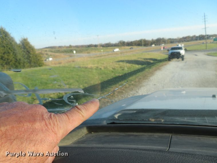 image for item DH1676 2008 Ford F350 Super Duty flatbed pickup truck