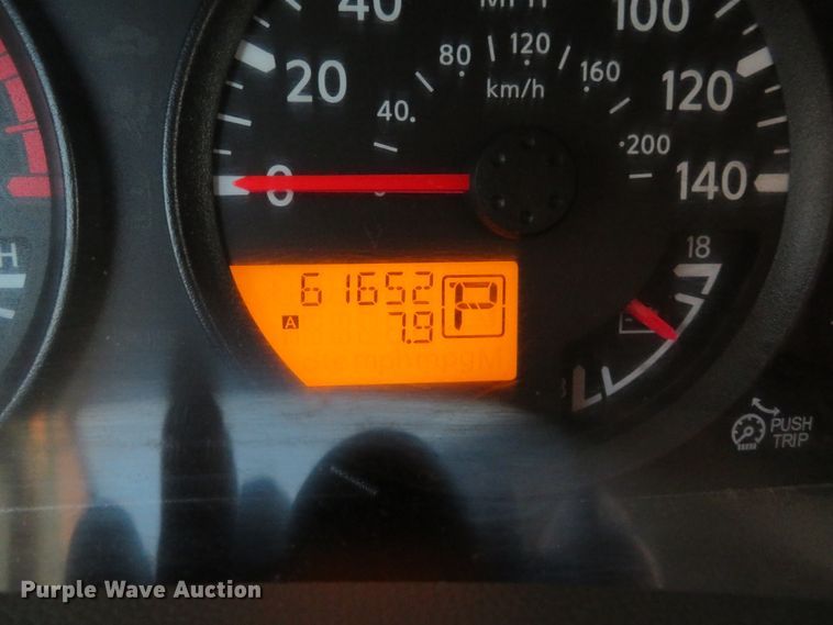 image for item DH1678 2014 Nissan Frontier Ext. Cab flatbed pickup truck