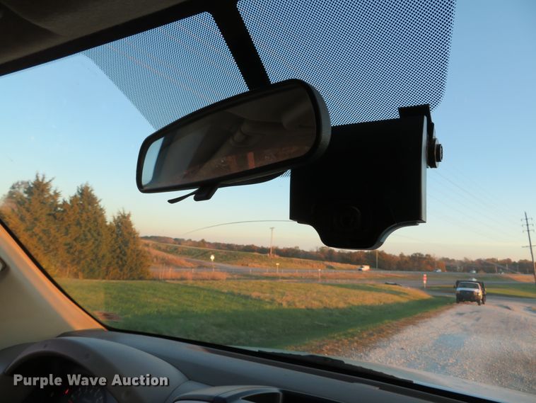 image for item DH1678 2014 Nissan Frontier Ext. Cab flatbed pickup truck