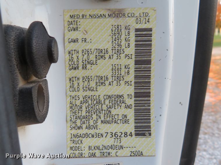 image for item DH1678 2014 Nissan Frontier Ext. Cab flatbed pickup truck