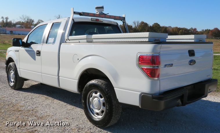 image for item DH1679 2013 Ford F150 XL SuperCab pickup truck