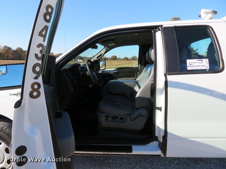 image for item DH1679 2013 Ford F150 XL SuperCab pickup truck