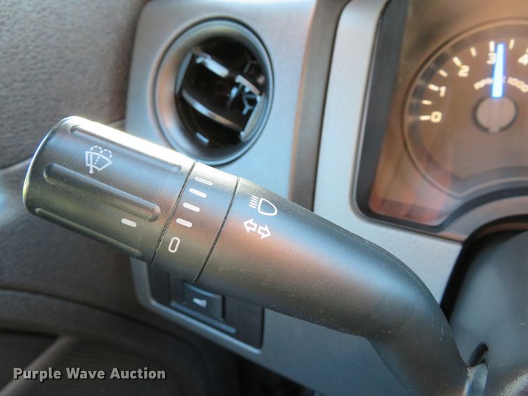 image for item DH1679 2013 Ford F150 XL SuperCab pickup truck