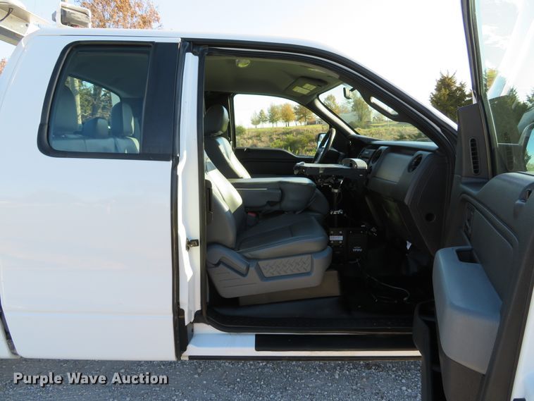 image for item DH1679 2013 Ford F150 XL SuperCab pickup truck