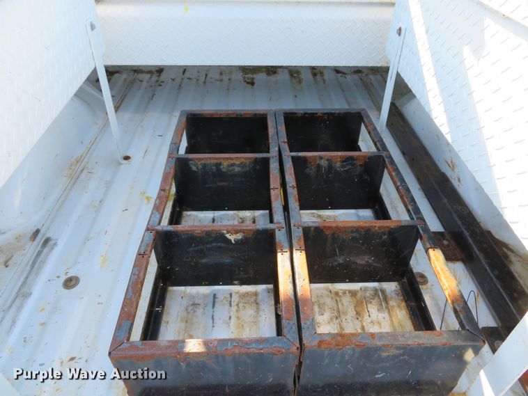 image for item DH1679 2013 Ford F150 XL SuperCab pickup truck