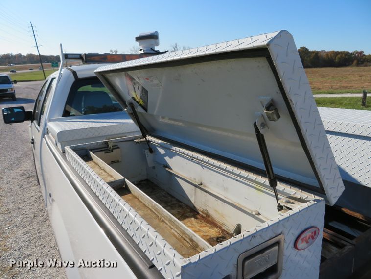 image for item DH1679 2013 Ford F150 XL SuperCab pickup truck