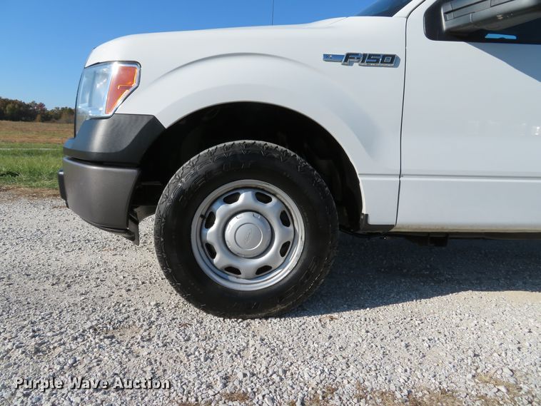 image for item DH1679 2013 Ford F150 XL SuperCab pickup truck