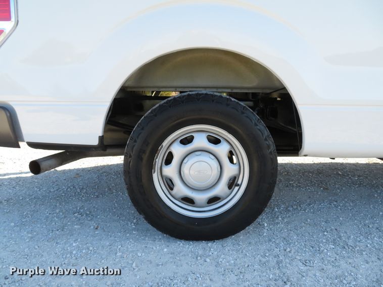 image for item DH1679 2013 Ford F150 XL SuperCab pickup truck