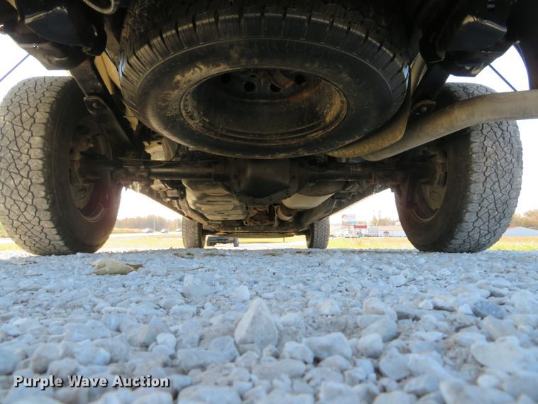 image for item DH1679 2013 Ford F150 XL SuperCab pickup truck