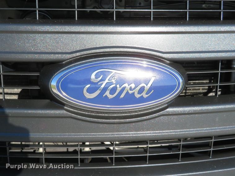 image for item DH1679 2013 Ford F150 XL SuperCab pickup truck