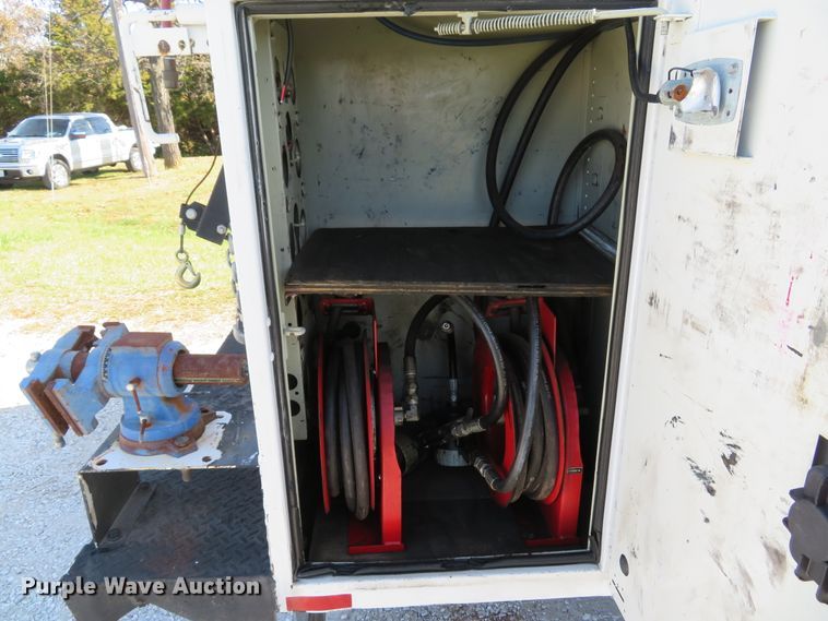 image for item DH1681 2012 Ford F550 Super Duty XL service truck with crane