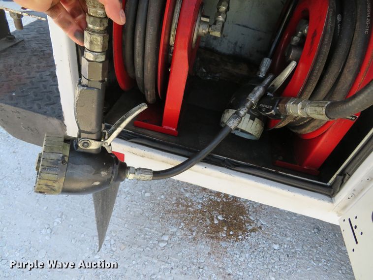 image for item DH1681 2012 Ford F550 Super Duty XL service truck with crane