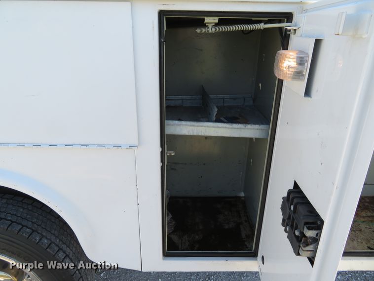 image for item DH1681 2012 Ford F550 Super Duty XL service truck with crane