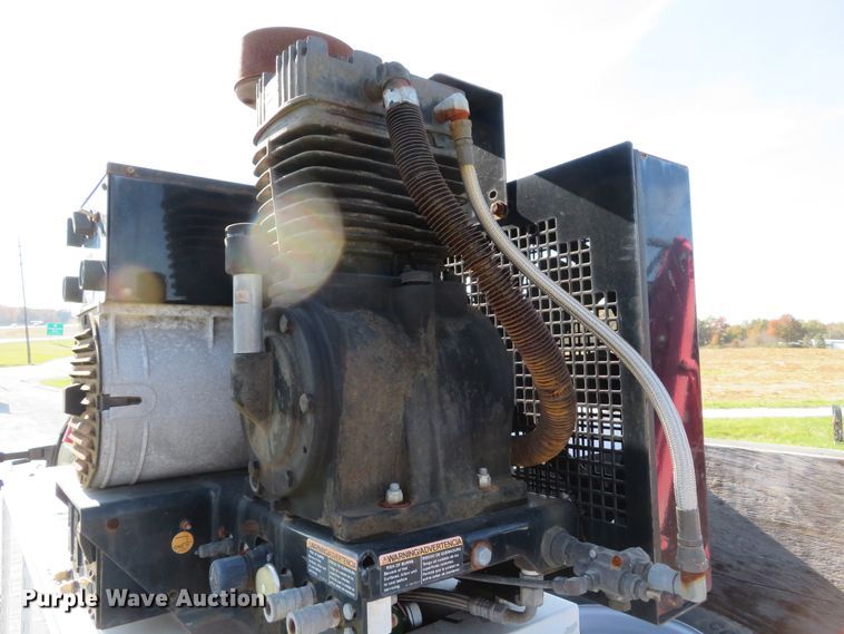 image for item DH1681 2012 Ford F550 Super Duty XL service truck with crane