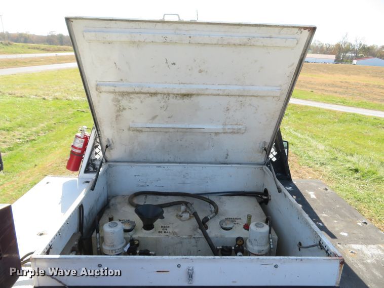 image for item DH1681 2012 Ford F550 Super Duty XL service truck with crane