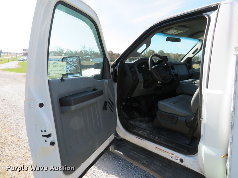 image for item DH1681 2012 Ford F550 Super Duty XL service truck with crane