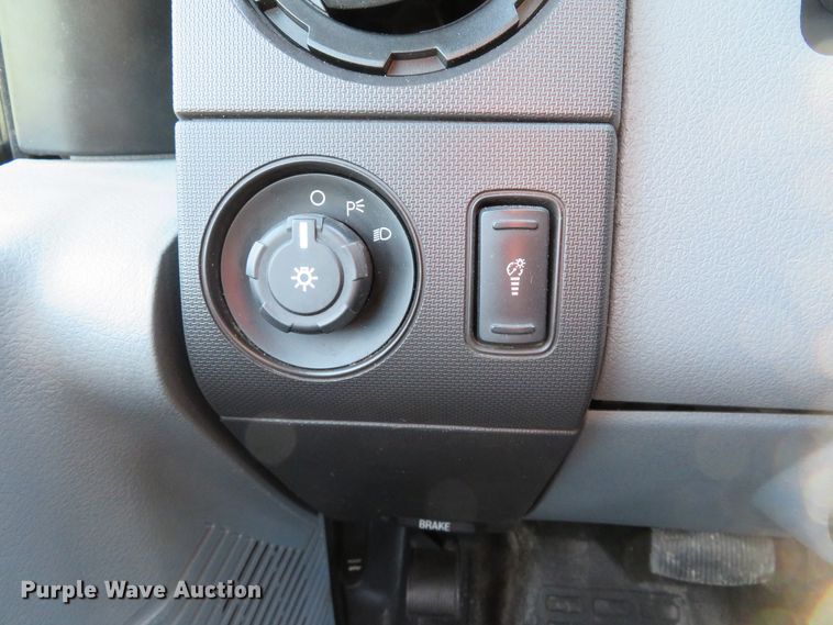 image for item DH1681 2012 Ford F550 Super Duty XL service truck with crane