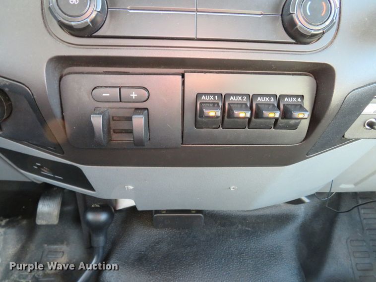 image for item DH1681 2012 Ford F550 Super Duty XL service truck with crane