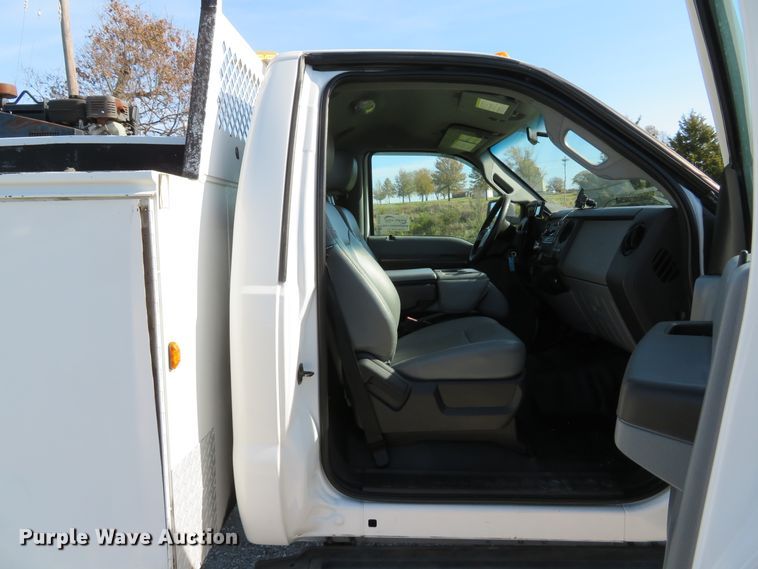 image for item DH1681 2012 Ford F550 Super Duty XL service truck with crane