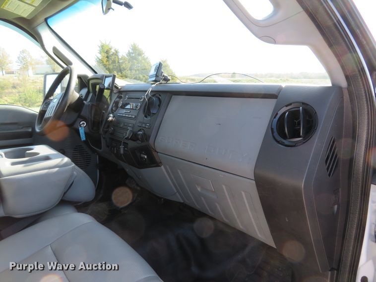 image for item DH1681 2012 Ford F550 Super Duty XL service truck with crane