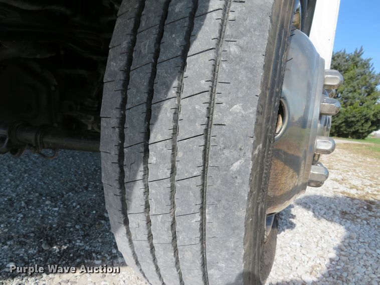 image for item DH1681 2012 Ford F550 Super Duty XL service truck with crane