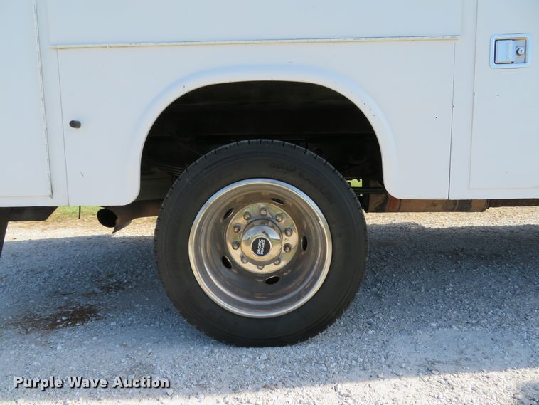 image for item DH1681 2012 Ford F550 Super Duty XL service truck with crane