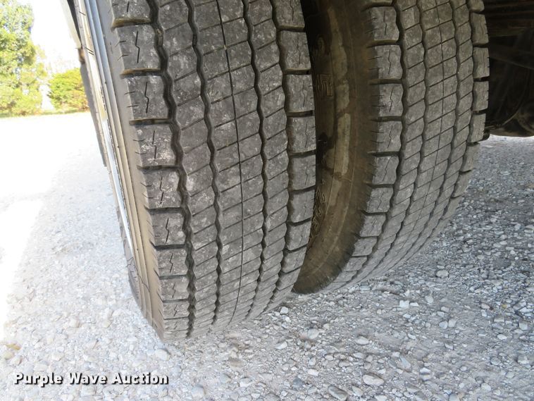 image for item DH1681 2012 Ford F550 Super Duty XL service truck with crane