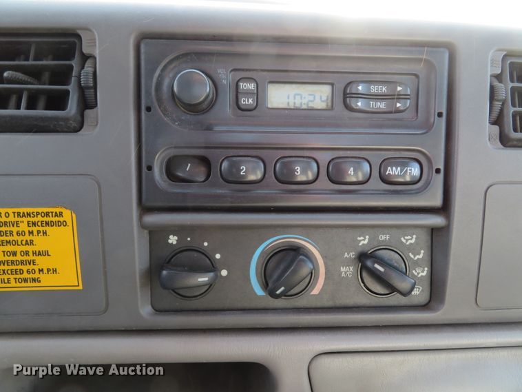 image for item DH1684 2000 Ford F350 Super Duty XL flatbed pickup truck