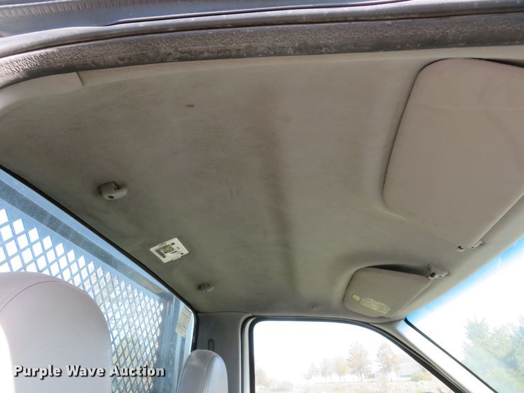 image for item DH1684 2000 Ford F350 Super Duty XL flatbed pickup truck