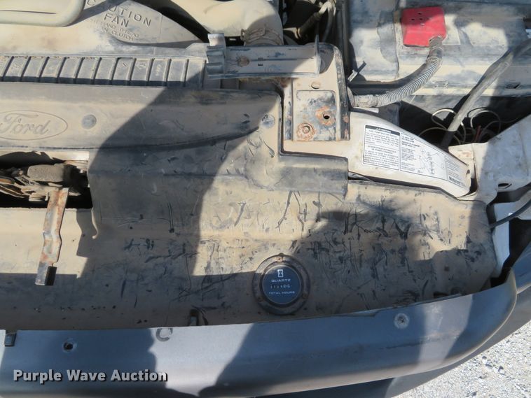 image for item DH1684 2000 Ford F350 Super Duty XL flatbed pickup truck